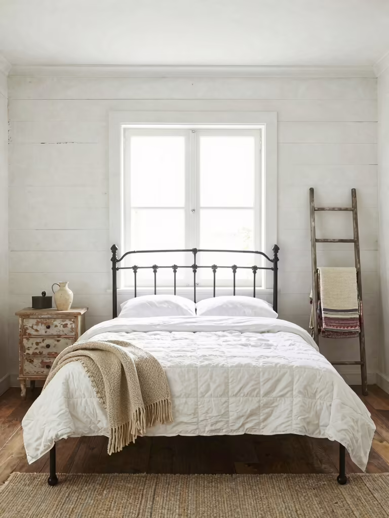 charming farmhouse bedroom decor